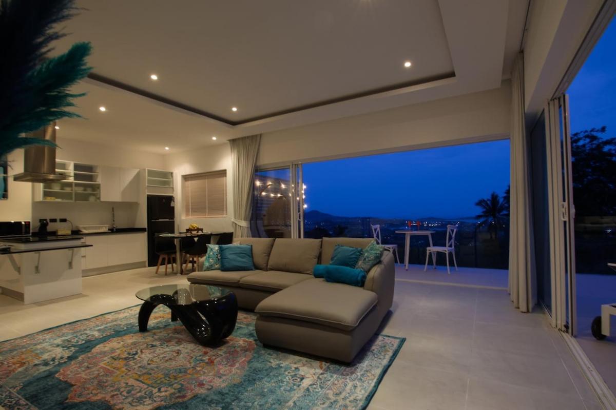 Sky Elefants 2b Ocean View